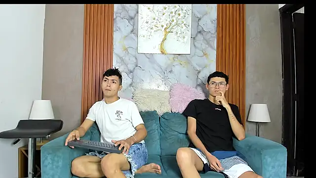 VERY HOT GUYS online show from 17, 6, 2026