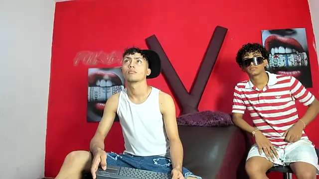 VERY HOT GUYS online show from 30, 6, 2026