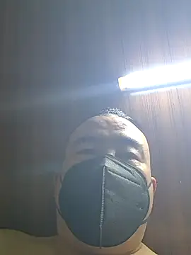 Snapshot of han515319 chatting on 12, 3, 2026 han515319 online show from 12, 3, 2026