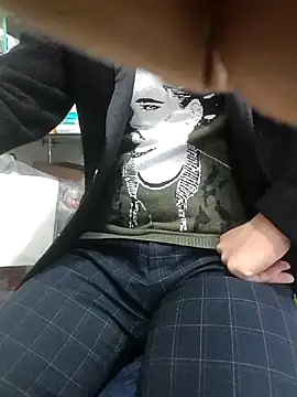 chougegg0214 online show from 6, 11, 2025