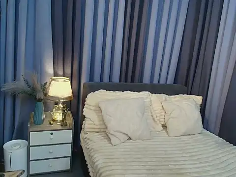 Snapshot of Kaydee_Callix chatting on 7, 10, 2025 Kaydee Callix online show from 7, 10, 2025