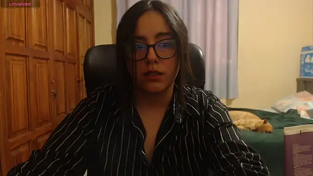 Venus cat  online show from 16, 12, 2025