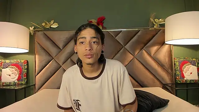 Dickie Dicking online show from 4, 12, 2025