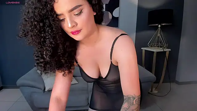 KylieJenkins online show from 28, 10, 2025