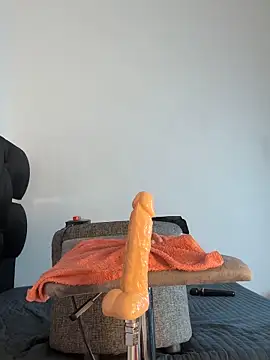 Snapshot of MerliaSsomer chatting on 21, 10, 2025 MerliaSsomer online show from 21, 10, 2025