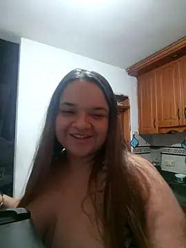 Snapshot of yourbbwfavorite chatting on 5, 10, 2025 yourbbwfavorite online show from 5, 10, 2025