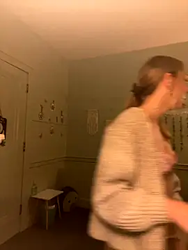 Snapshot of AmberLustXXX chatting on 21, 10, 2025 AmberLustXXX online show from 21, 10, 2025