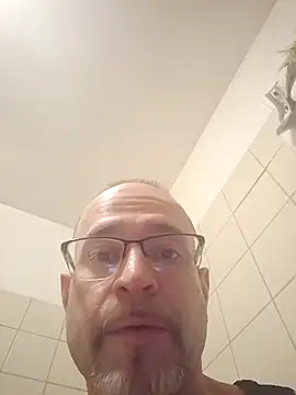 Curious9884 online show from 24, 2, 2026