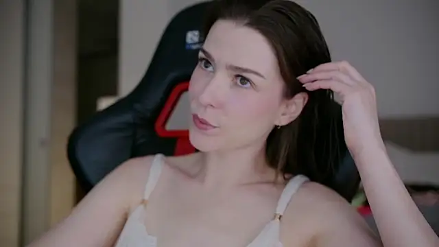 Snapshot of WowHelloAlice chatting on 30, 3, 2026 WowHelloAlice online show from 30, 3, 2026