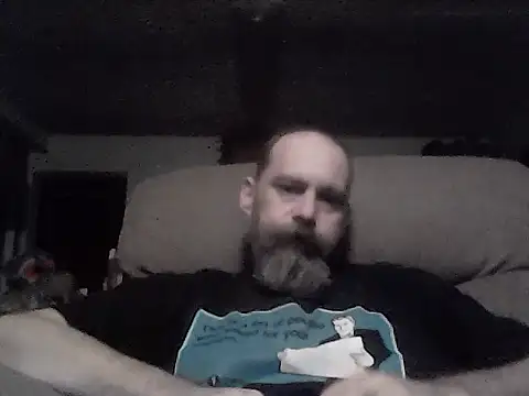 Snapshot of crazyheratic8 chatting on 28, 11, 2025 crazyheratic8 online show from 28, 11, 2025