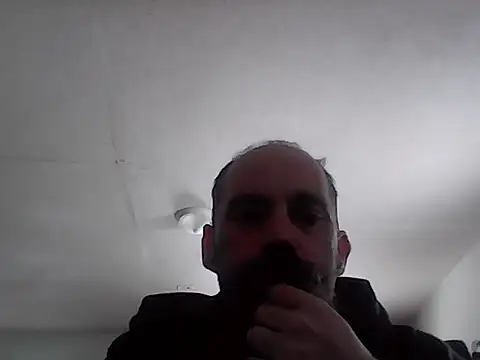 Snapshot of crazyheratic8 chatting on 1, 12, 2025 crazyheratic8 online show from 1, 12, 2025