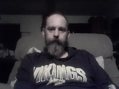 Snapshot of crazyheratic8 chatting on 19, 12, 2025 crazyheratic8 online show from 19, 12, 2025