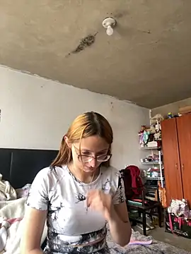 imariahot online show from 1, 10, 2025