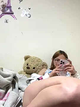 imariahot online show from 10, 10, 2025