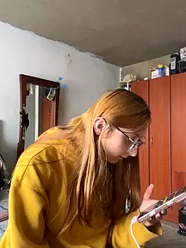 imariahot online show from 28, 10, 2025