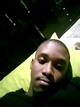 Snapshot of Thabisomgaga1 chatting on 17, 5, 2026 Thabisomgaga1 online show from 17, 5, 2026