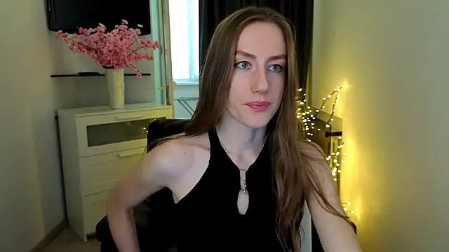 Snapshot of GoldenRose_ chatting on 3, 3, 2026 GoldenRose online show from 3, 3, 2026