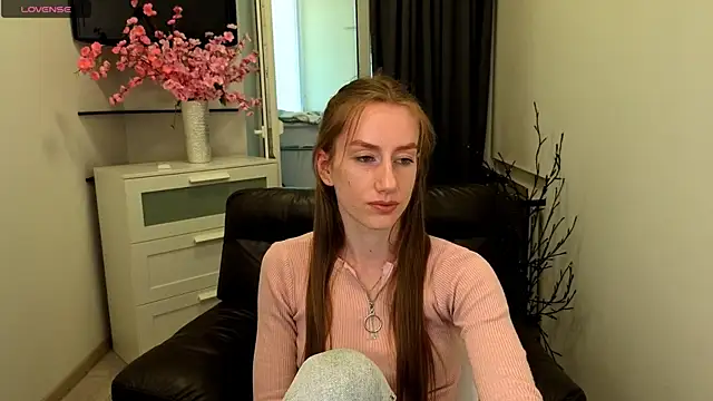 Snapshot of GoldenRose_ chatting on 26, 5, 2026 GoldenRose online show from 26, 5, 2026
