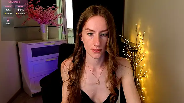 Snapshot of GoldenRose_ chatting on 3, 6, 2026 GoldenRose online show from 3, 6, 2026