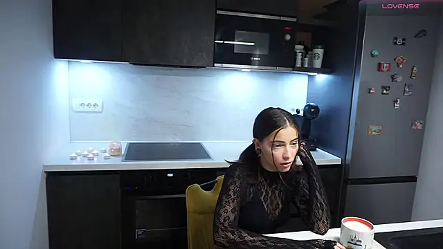 Snapshot of LianiLoverx chatting on 20, 10, 2025 LianiLoverx online show from 20, 10, 2025