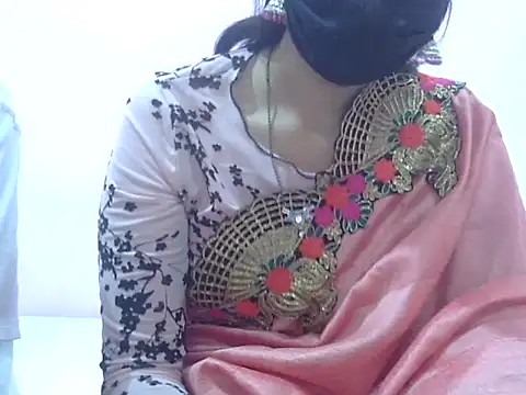 Laila Cute online show from 19, 2, 2026