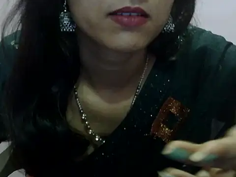 Laila Cute online show from 7, 5, 2026