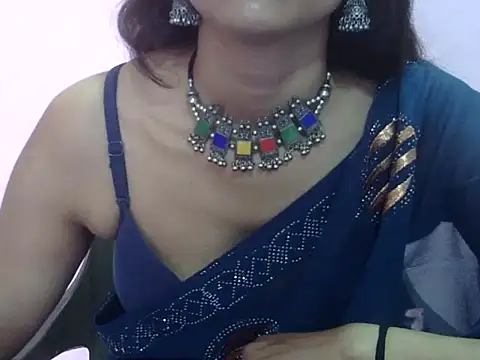Laila Cute online show from 15, 5, 2026