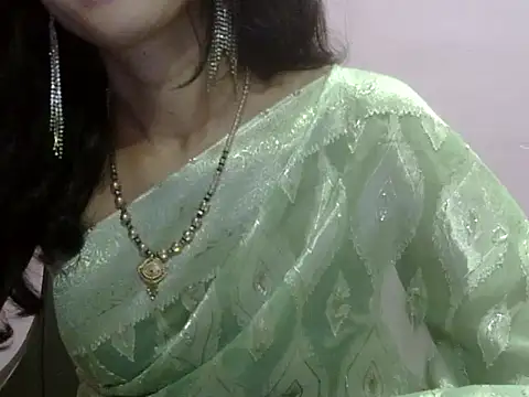 Laila Cute online show from 2, 7, 2026