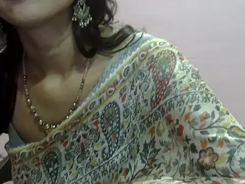 Laila Cute online show from 7, 7, 2026