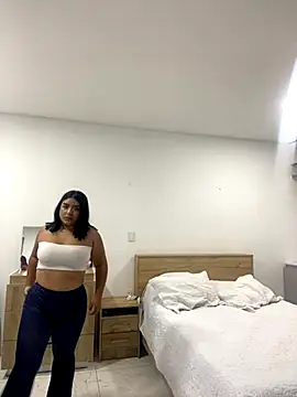 AryRose  online show from 6, 10, 2025