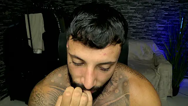 MasculineGuy99 online show from 5, 7, 2026