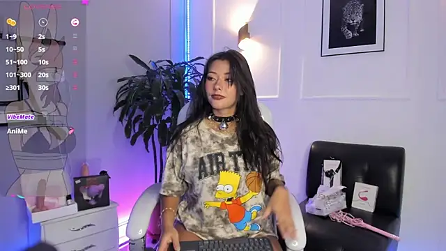 Snapshot of Hekate_20 chatting on 10, 11, 2025 Hekate 20 online show from 10, 11, 2025