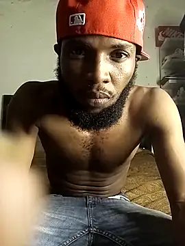 Snapshot of FreakyKaigrey chatting on 25, 10, 2025 FreakyKaigrey online show from 25, 10, 2025