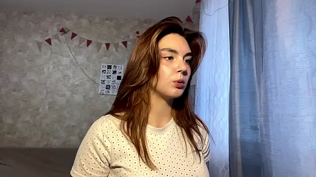 TeresitaLish online show from 10, 10, 2025