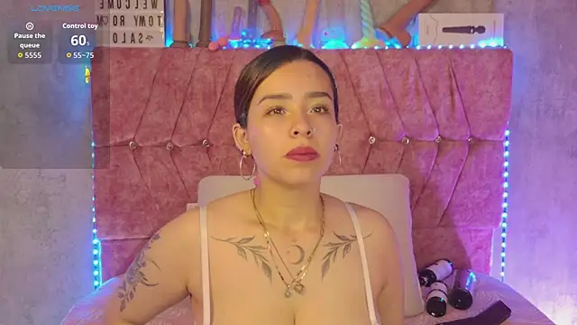 Mia lopez 1 online show from 23, 6, 2026