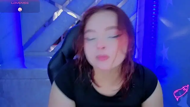 mia foster t online show from 3, 6, 2026