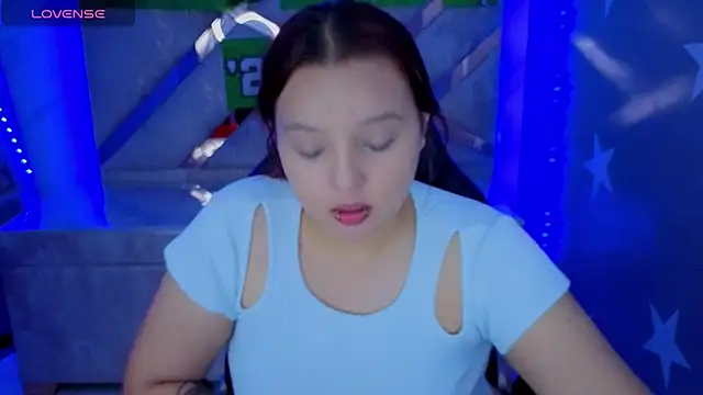 mia foster t online show from 9, 7, 2026