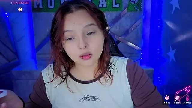 mia foster t online show from 13, 7, 2026