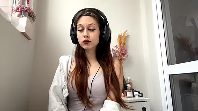 Nayra flash online show from 9, 10, 2025