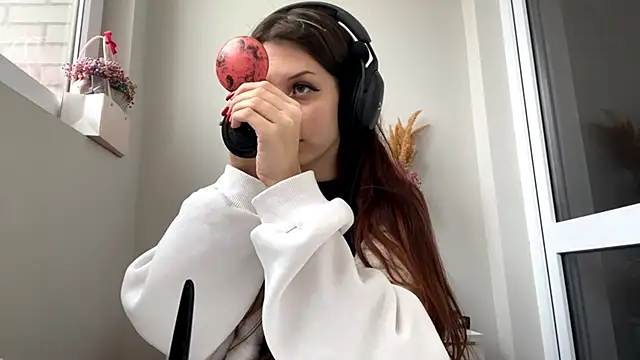 Nayra flash online show from 10, 10, 2025