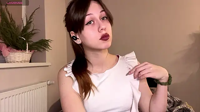 Nayra flash online show from 1, 2, 2026