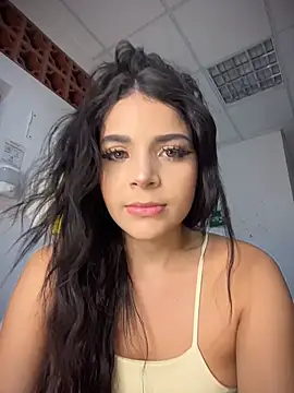 ArieliciousXXX online show from 13, 6, 2026