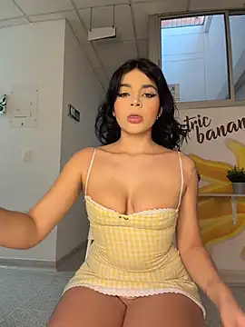 ArieliciousXXX online show from 1, 8, 2026