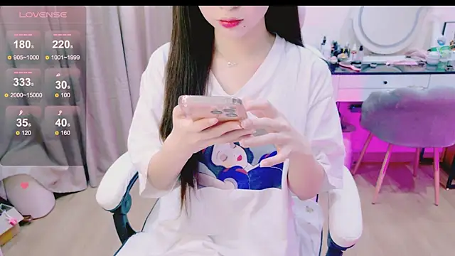 Snapshot of _Aria_Moonie chatting on 26, 6, 2026 Aria Moonie online show from 26, 6, 2026