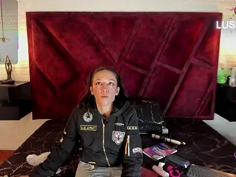 Julieta Slav3 online show from 19, 3, 2026