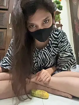 Snapshot of Sweet_Couple59 chatting on 23, 10, 2025 Sweet Couple59 online show from 23, 10, 2025