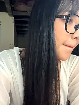 Linh5790 online show from 8, 10, 2025