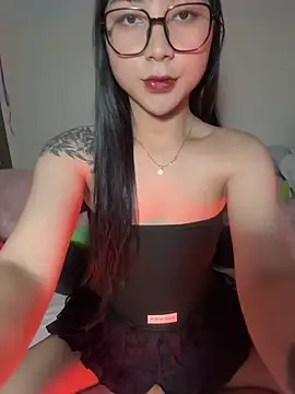 Linh5790 online show from 31, 10, 2025