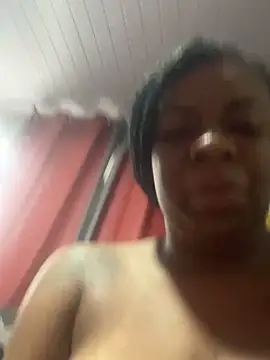 Snapshot of Priihmedeiros chatting on 15, 10, 2025 Priihmedeiros online show from 15, 10, 2025