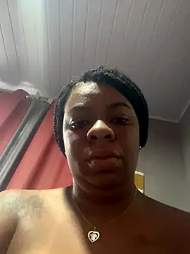 Snapshot of Priihmedeiros chatting on 19, 10, 2025 Priihmedeiros online show from 19, 10, 2025